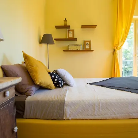 Paradeisos Bed & Breakfast
