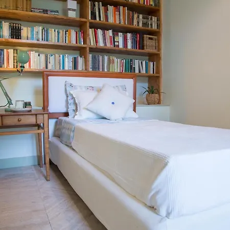 Bed & Breakfast Paradeisos
