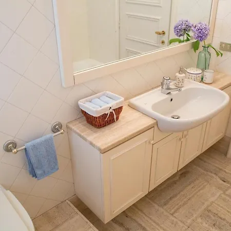 Paradeisos Bed & Breakfast Varese